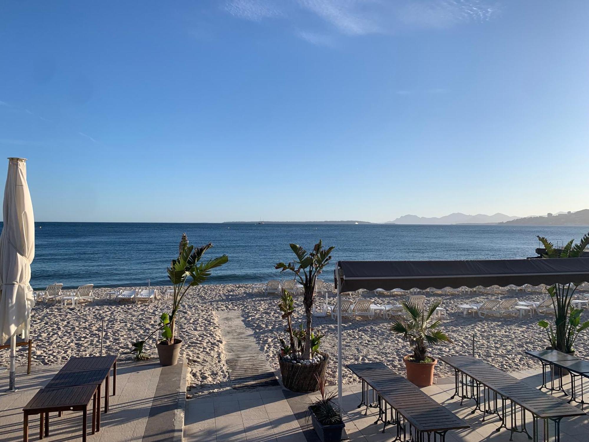 Somptueux Appartement 20M Plages Avec Vue Mer Antibes Luaran gambar